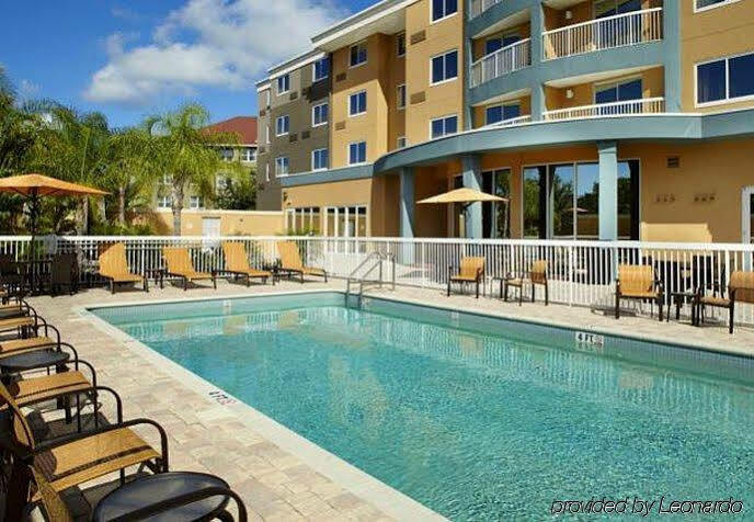 Отель Courtyard Tampa Олдсмар Экстерьер фото